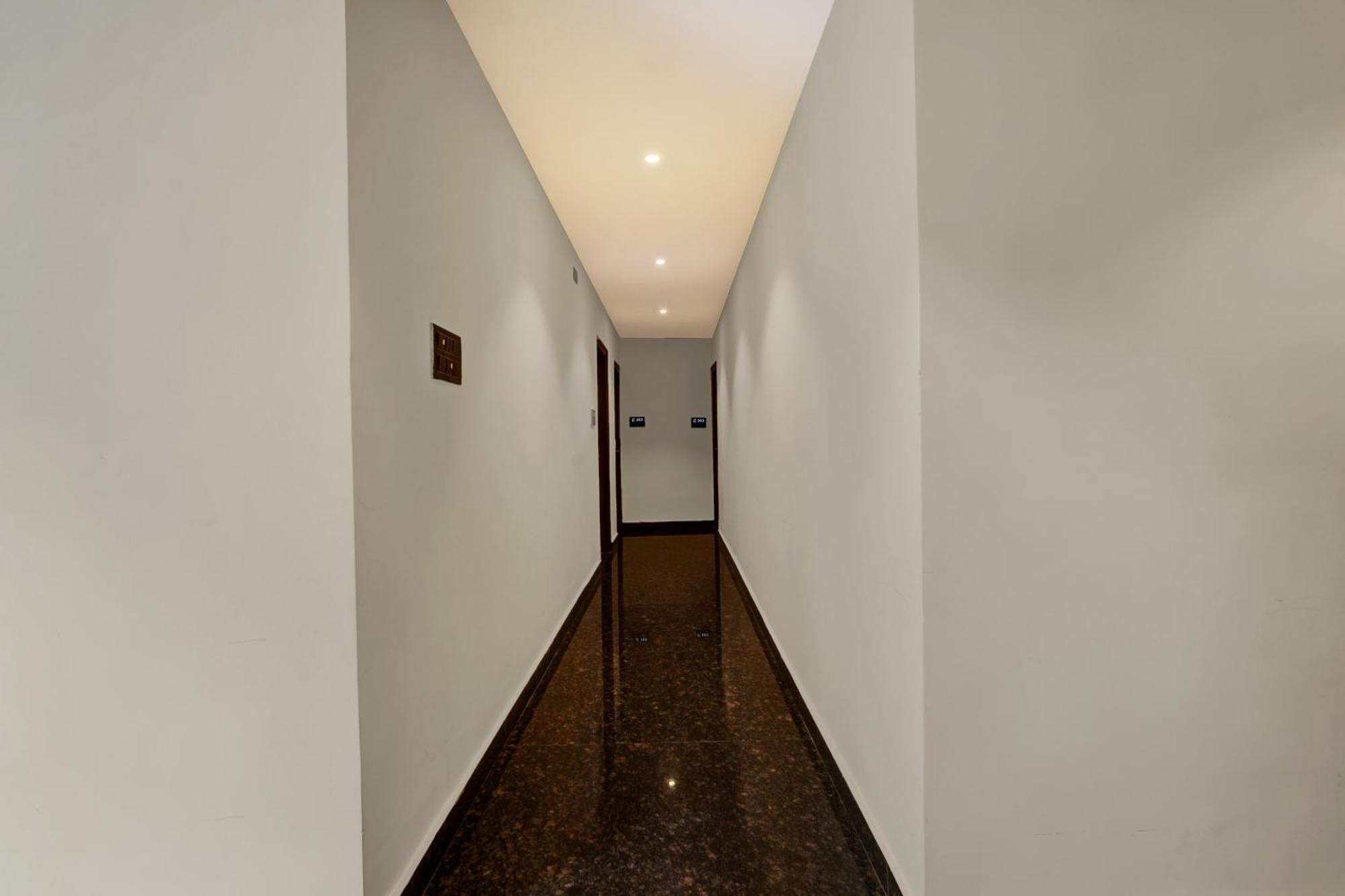 Astra Hotels & Suites - Koramangala Bangalore Exterior foto