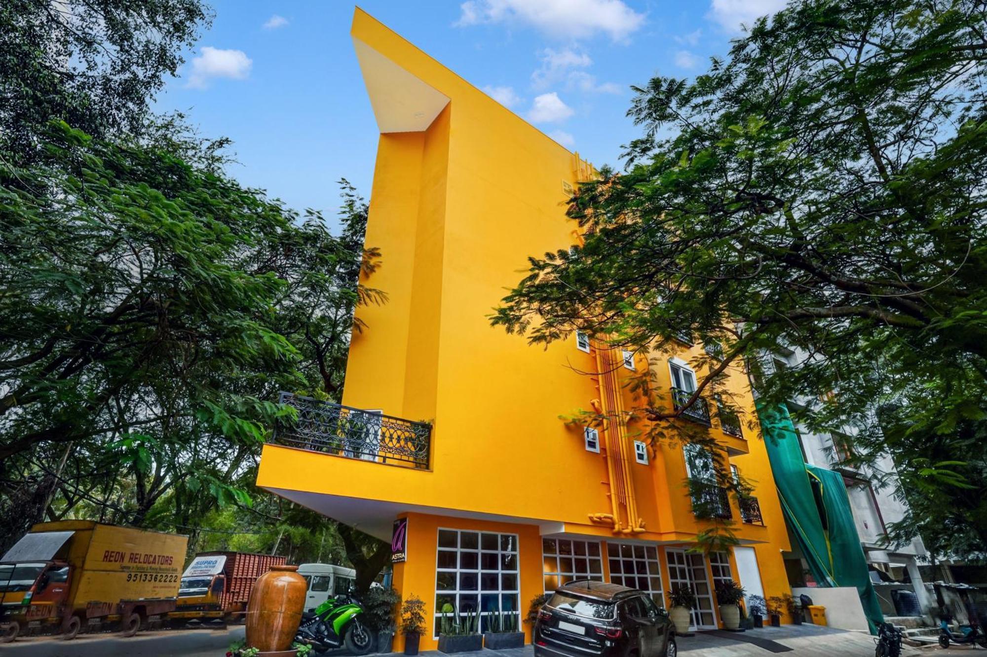 Astra Hotels & Suites - Koramangala Bangalore Exterior foto
